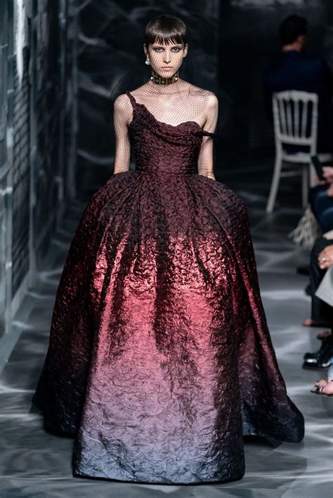 dior haute couture collection fw 2019 silhouette|FALL.